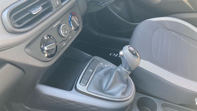 Hyundai i10 1.0 [63] Advance 5dr Auto [Nav] Petrol Hatchback